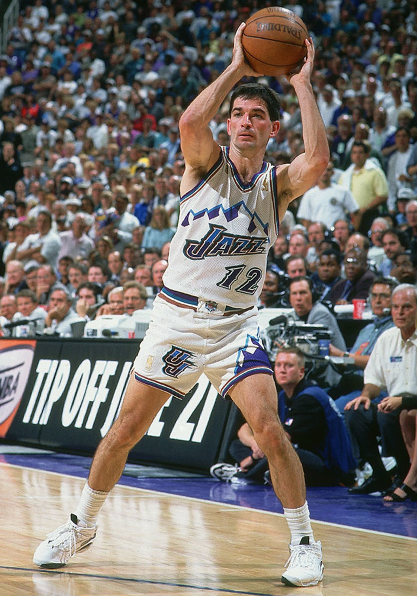 16-John-Stockton-005875342.jpg